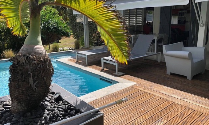 Saint-Francois Villa | Villa Majeya - Modern comfort, exotic setting near the beach