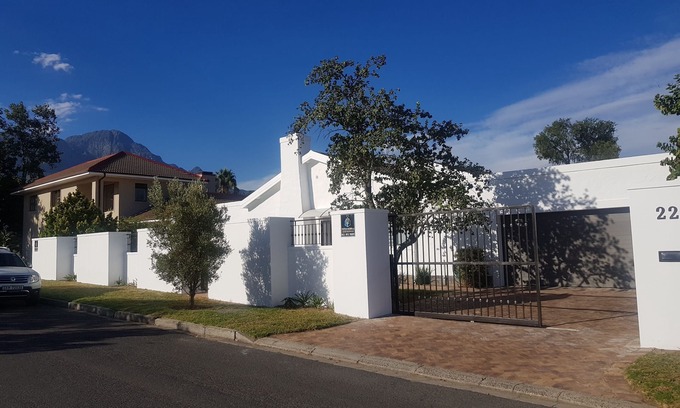 Somerset West House | Villa Malakina - near Erinvale