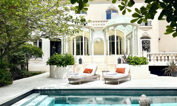 Bel-Air Nord Apartment | Villa Mandé - Paris Avec Piscine, SPA et Fitness