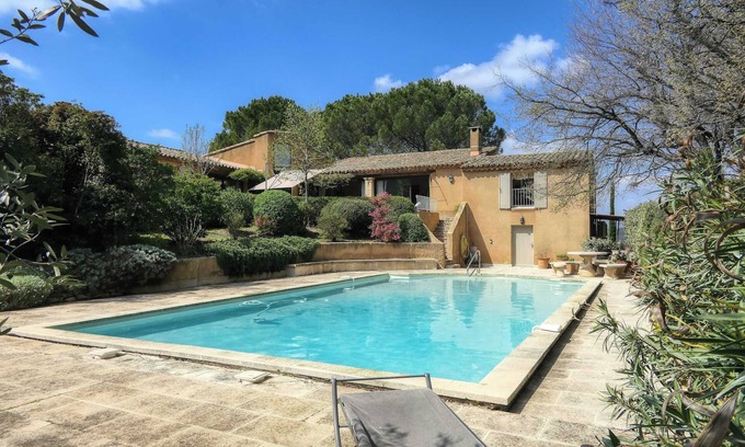 Goult Villa | Villa Maquis – Provence charm & exceptional view