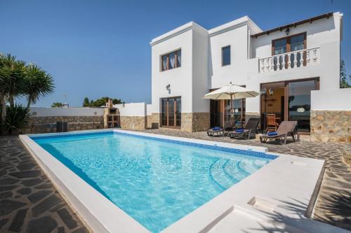 El Cuchillo Villa | Villa María