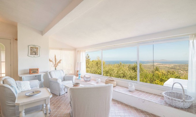 Sa Castangia Villa | Villa 'Marinela' with Sea View, Private Terrace and Wi-Fi