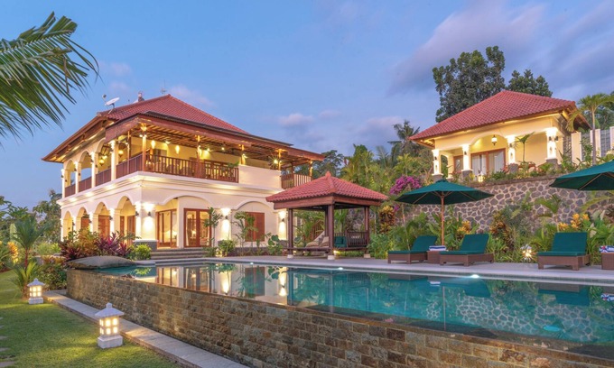 Kalibukbuk Hotel | Villa Mata Hari