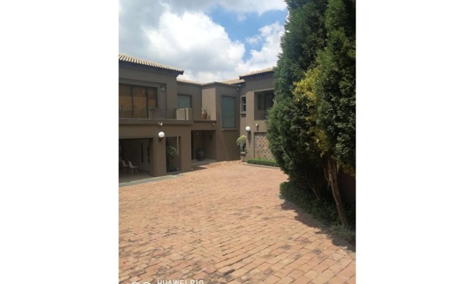 Greater Johannesburg Metropolitan Area Cottage | Villa Medellin cottage