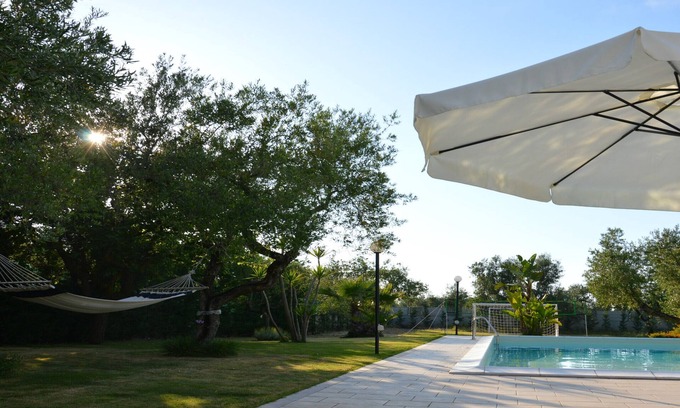 Bisceglie Villa | Villa Mema with independent swimming pool near Trani