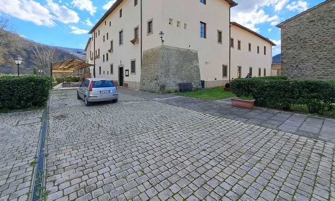 Dicomano Hotel | Villa Morelli