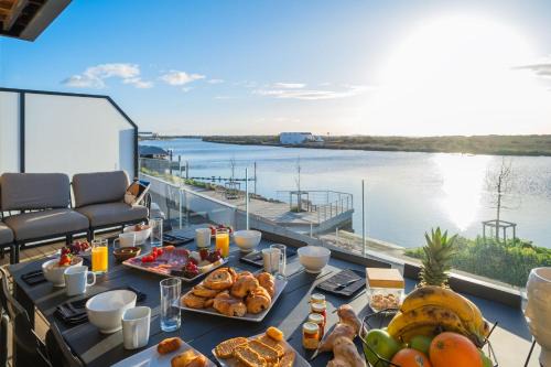 Valras-Plage House | Villa Naval 47 Vue Majestueuse Orb et Mer