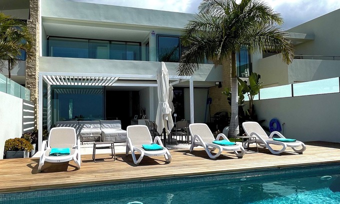 Costa Adeje Villa | Villa Neveda (Adeje) - 4 bedrooms - Sea view & Pool