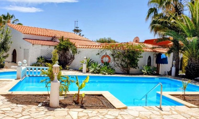 Parque Holandes Villa | Villa Océano with private heated pool, aircon and Seaview