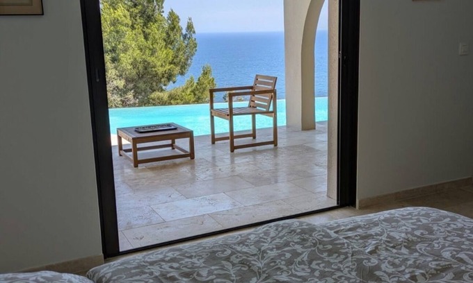 Les Issambres Villa | Villa Odyssée, panoramic view over the bays of St Tropez