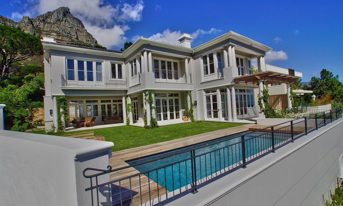 Camps Bay Villa | Villa Olivia - Spacious 4-bedroom villa in amazing Camps Bay
