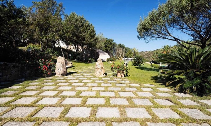 Arzachena Villa | Villa on the Costa Smeralda with large pool and country views near best beaches