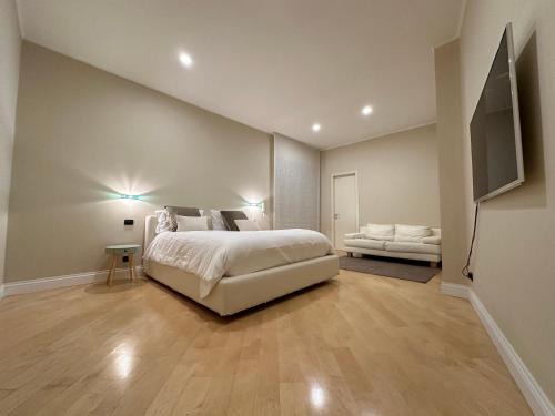 Bari City Centre Apartment | Villa Paola city center , Luxury House in town centre