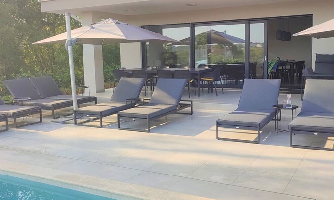 Karigador Villa | VILLA PINA* Welcome to our wonderful 5 star villa