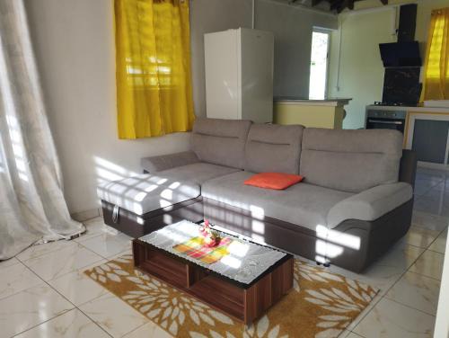 Baie-Mahault Villa | Villa Pipirit