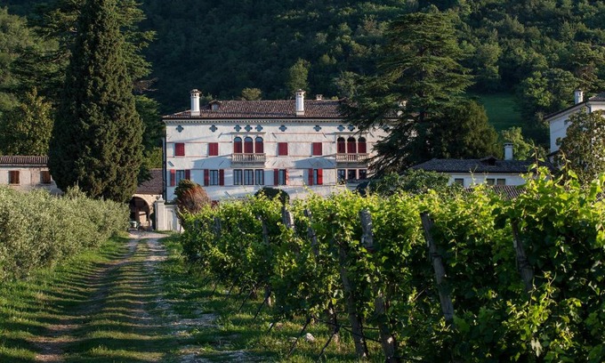 Caniezza House | Villa Premoli - Agriturismo di charme