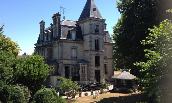 Arcis-sur-Aube House | Villa Primerose