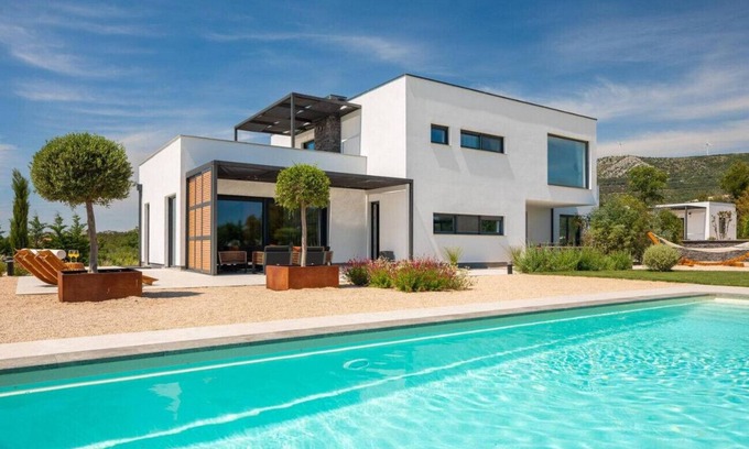 Sibenik Villa | Villa Promissa Terra - six bedroom villa with a swimming pool