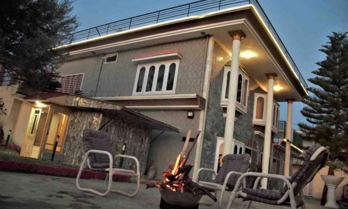 Khokhar Maira House | Villa Republika, Ground floor 24/7 security