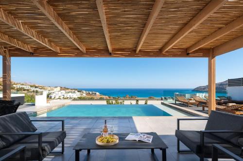 Vlicha Villa | Villa Rocabella with heated pool & jacuzzi in Lindos