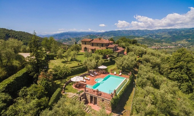 Monsummano Terme Villa | Villa Roncovisi In Monsummano Terme, Tuscany