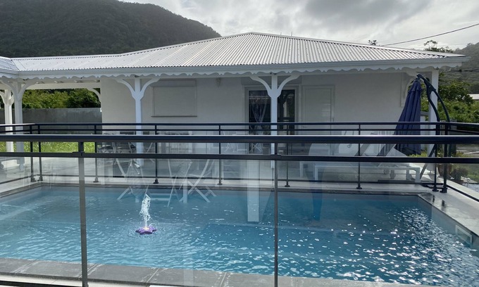 Gourbeyre House | Villa Rubis equipped for people with reduced mobility