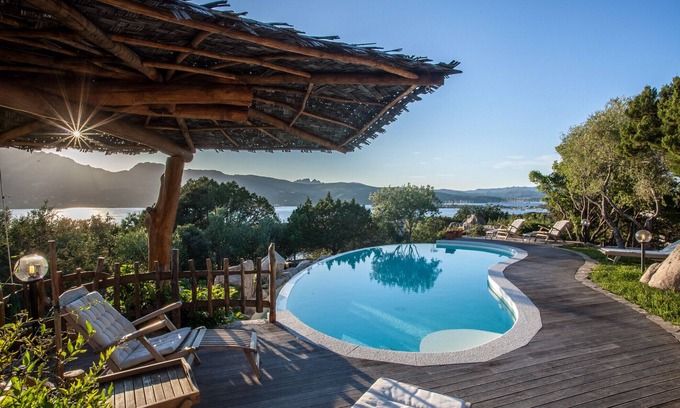 Porto Rotondo Villa | Villa Sa Jaga - infinity pool facing sunset, Porto Rotondo