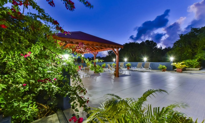 Sainte-Anne House | Villa Saint-Jean