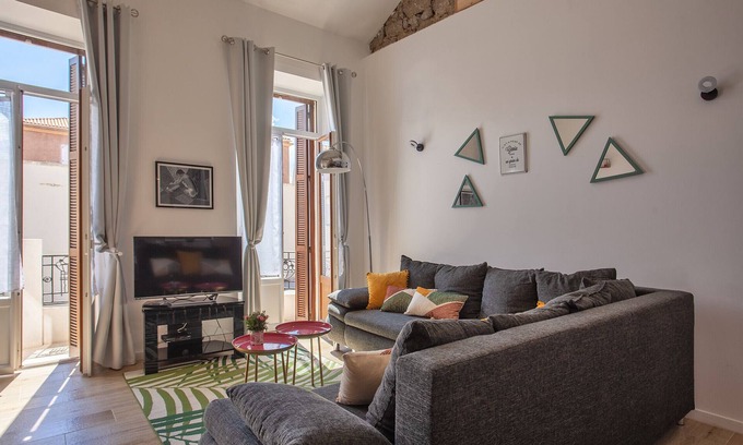 Calvi Apartment | Villa Sandrine T3 in the center of Calvi