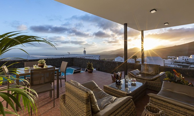 Macher Villa | Villa Saudade