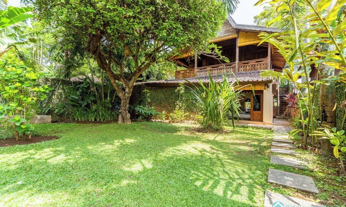 Lovina Villa | Villa Seahorse, Bali - Lovina Beach Poolvilla, 2BR Joglo!