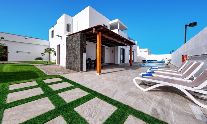 Playa Blanca Ski Chalet | Villa Serenity Playa Blanca By Lanzarote Vacation Homes