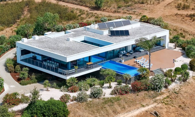 Pincho House | Villa Sernadinha em Lagos by LovelyStay