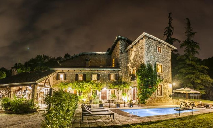 Castelgomberto Villa | Villa Sibilla Il Giardino Di Sibilla With Pool