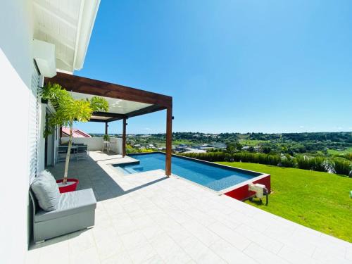 Petit-Bourg Villa | Villa Sinoé