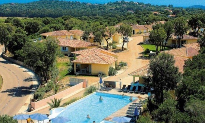 Pinarellu Villa | Villa sleeps 4 to 6 near Pinarello beach in Ste Lucie de Porto Vecchio