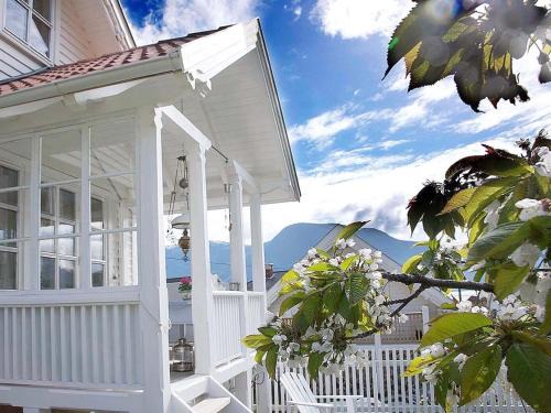 Solvorn Bed & Breakfast | Villa Solvorn