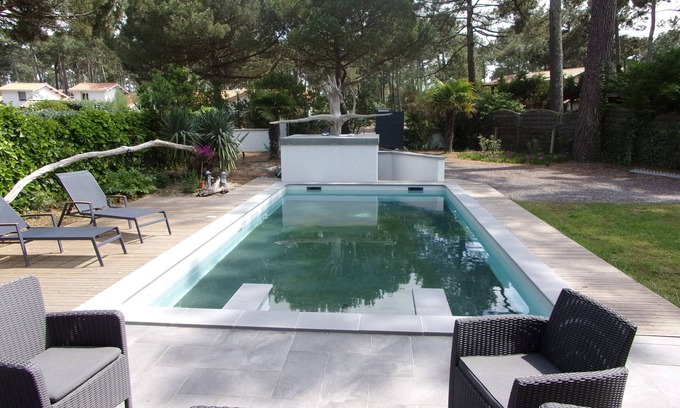 Biscarrosse Plage Villa | Villa "Stéphane" 4 to 12 persons, Heated swimming pool, Wifi, Parking