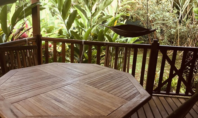 Petit-Bourg Villa | Villa Tarare cottage rental