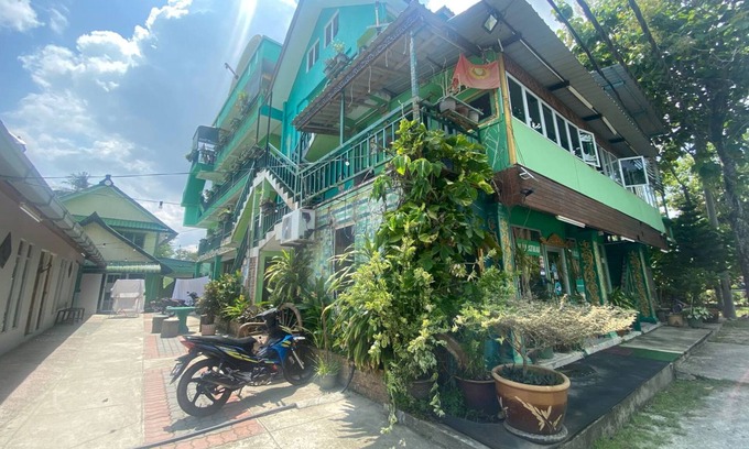 Lubok Buaya Hotel | Villa Thai