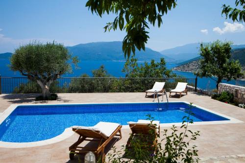 Agia Efimia Villa | Villa Thalassini