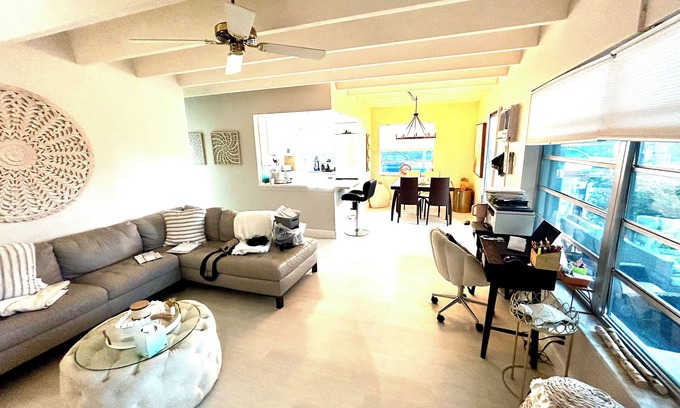 Lake Worth Apartment | Villa Trento - Charming beach inspired condo with close proximity to the beach !