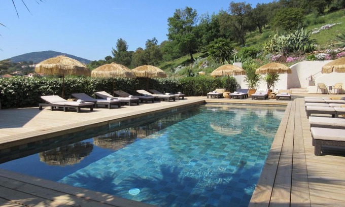 Les Issambres Hotel | Villa Tricoli B&B avec Piscine