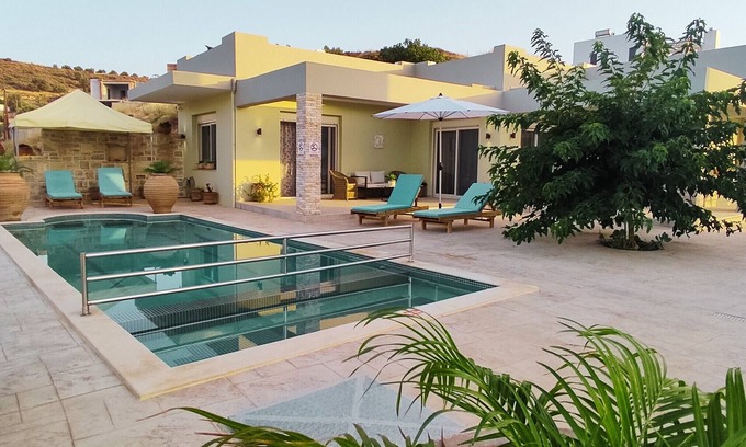 Kamilari Villa | Villa Urania Kamilari with Pool, Wi-Fi, A/C & Terrace