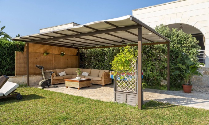 Otranto Villa | Villa 'Vilei Otranto' with Private Terrace, Wi-Fi and Air Conditioning