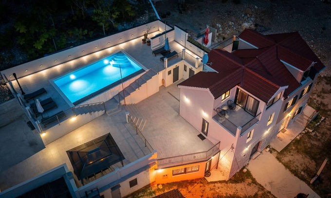 Lokva Rogoznica House | Villa "Villa Vista" with private pool