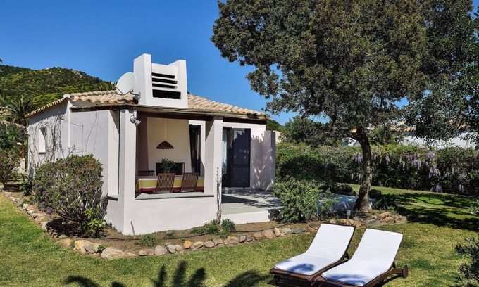 Costa Rei Villa | Villa 'Villetta 9' with Private Terrace, Wi-Fi and Air Conditioning