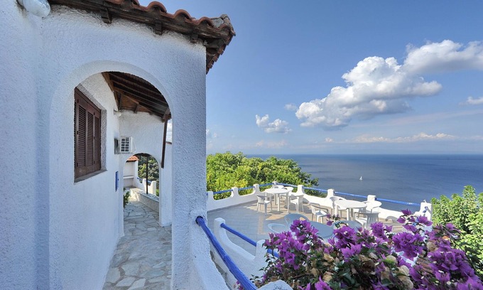 Xanthi Region Villa | Villa VIOLA. Panoramic pool. Access to the sea. Privileged view of the Egean.