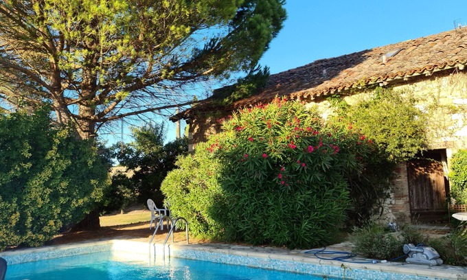 Castelnau-de-Montmiral House | VILLA WITH POOL, QUIET LOCATION 8 TO 12 PEOPLE