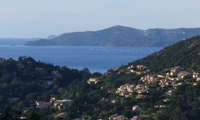 Le Rayol Villa | Villa with sea view and heated pool in Rayol -Canadel wifi 3 or 5 Bedrooms